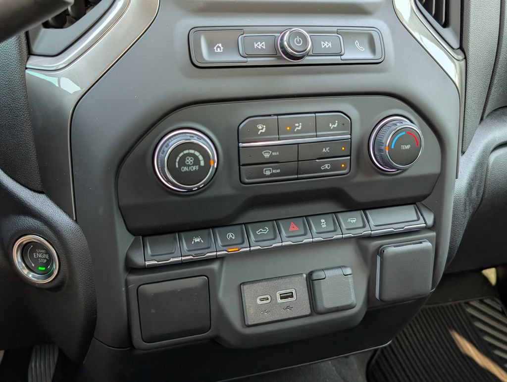 New 2026 Chevrolet Silverado 1500 Custom w/ LPO, Dark Essentials Package RWD image 19