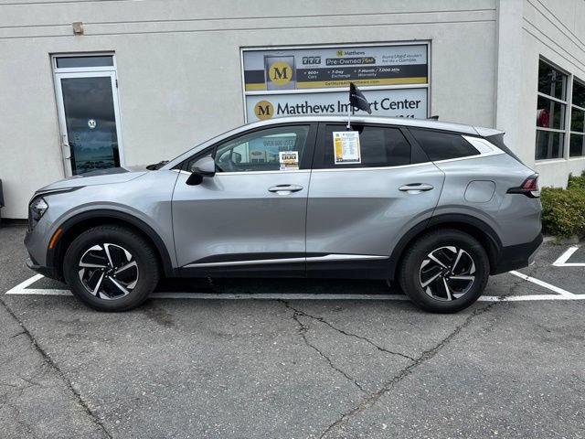 Certified 2023 Kia Sportage LX AWD/4WD image 2