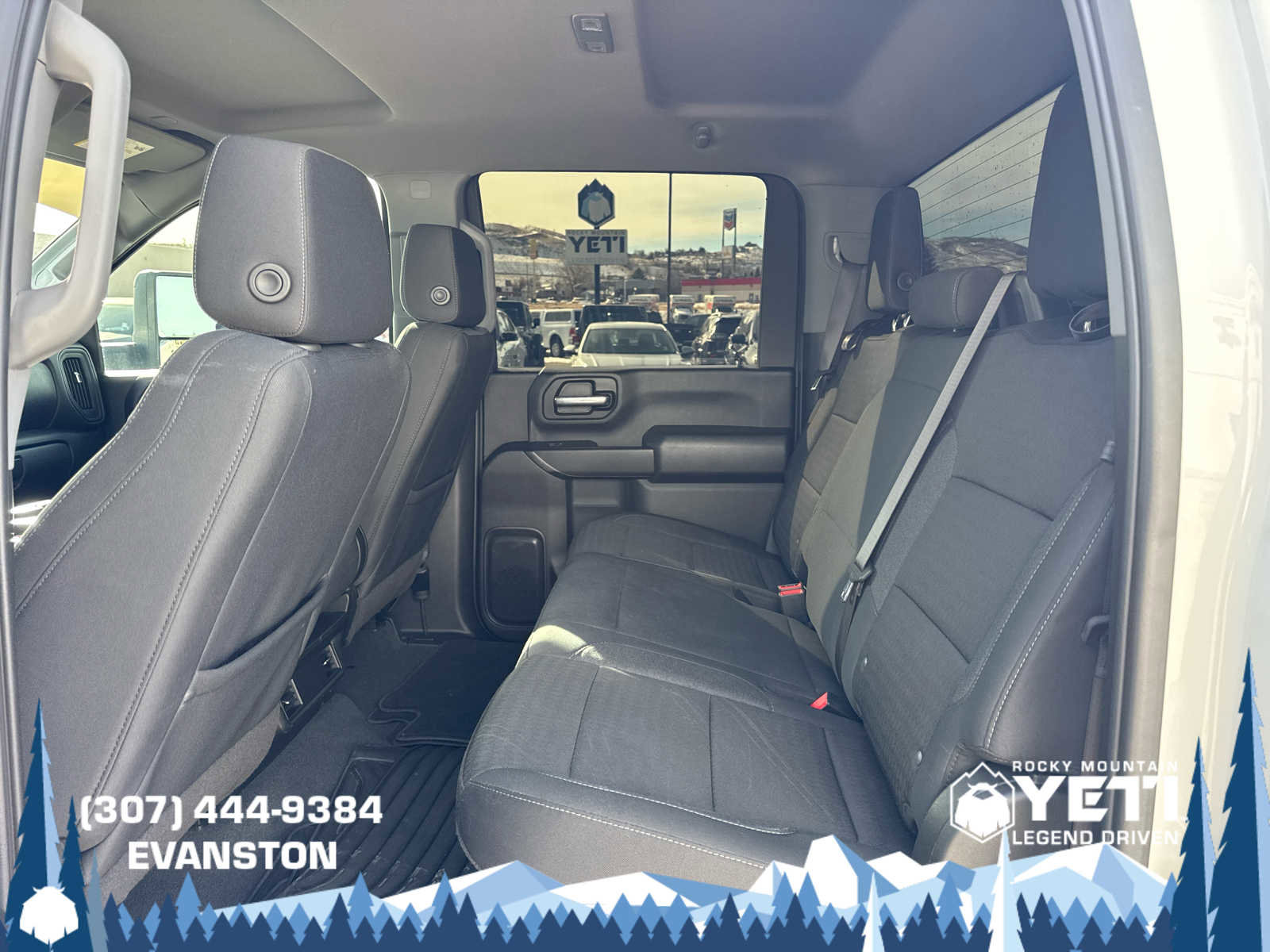 Used 2024 Chevrolet Silverado 2500 Custom w/ Custom Value Package image 22