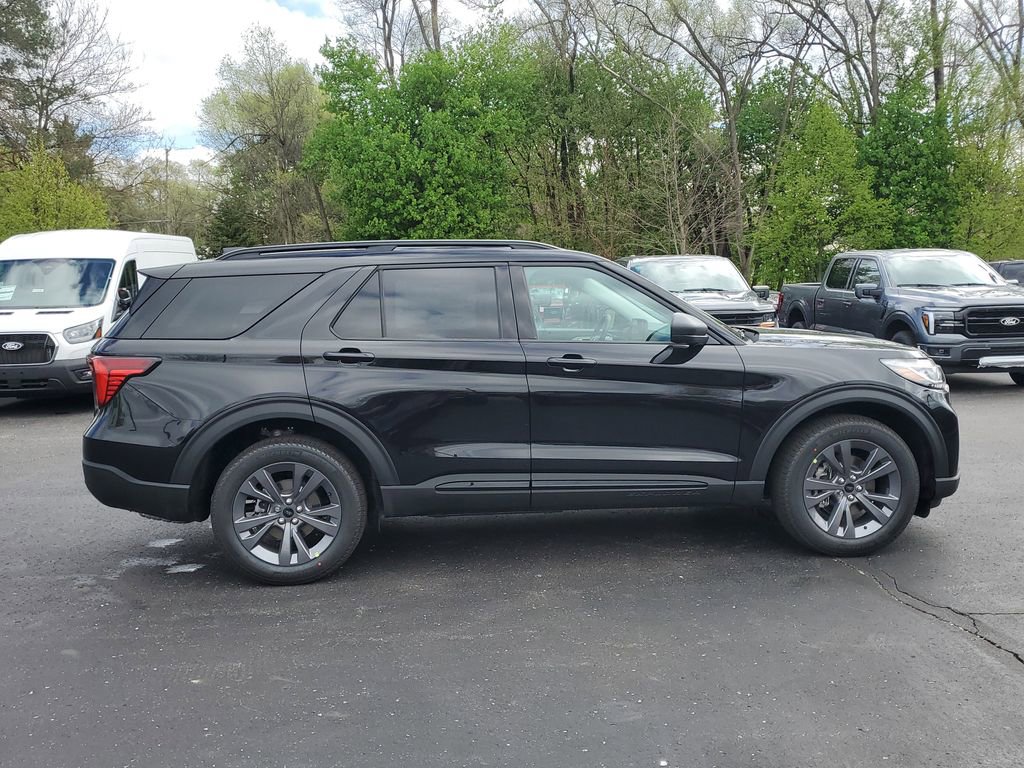 New 2026 Ford Explorer Active AWD/4WD image 39