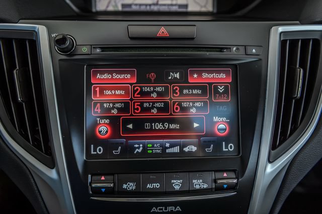 Used 2017 Acura TLX w/ Technology Package FWD image 19