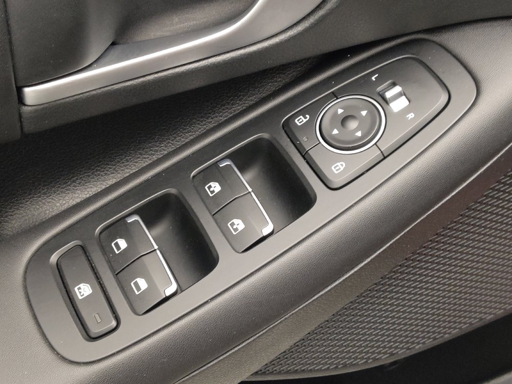 Used 2025 Hyundai Sonata SEL FWD image 27