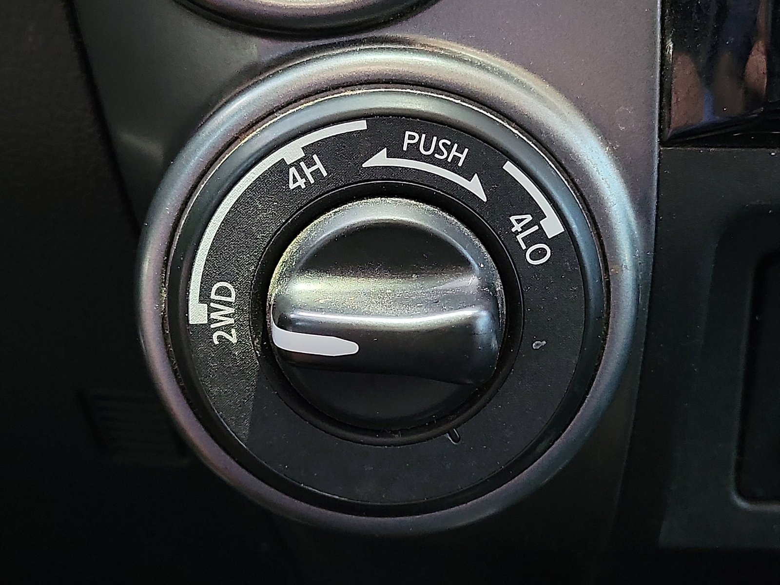 Used 2019 Nissan Titan Platinum Reserve w/ Platinum Utility Package image 16