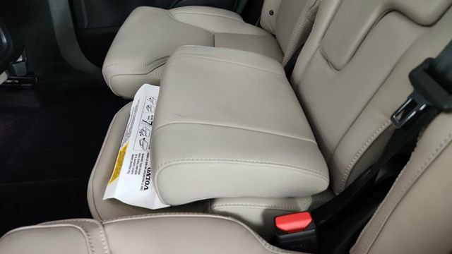 Certified 2026 Volvo XC90 B6 Ultra w/ Protection Package AWD/4WD image 71