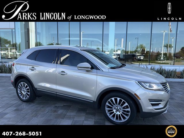 Used 2017 Lincoln MKC Reserve image 1