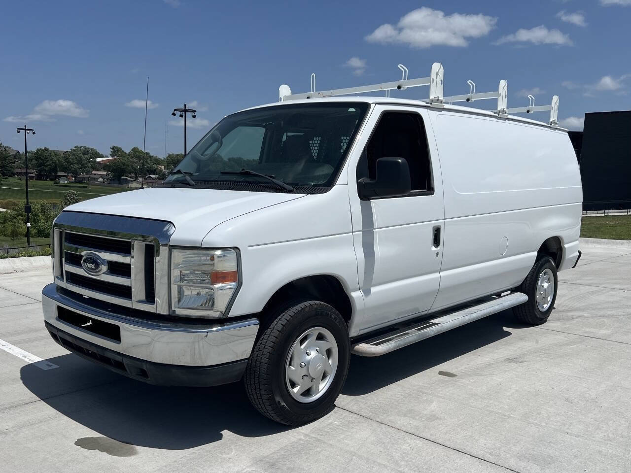 Used 2014 Ford E-250 and Econoline 250 w/ Power Group RWD image 6