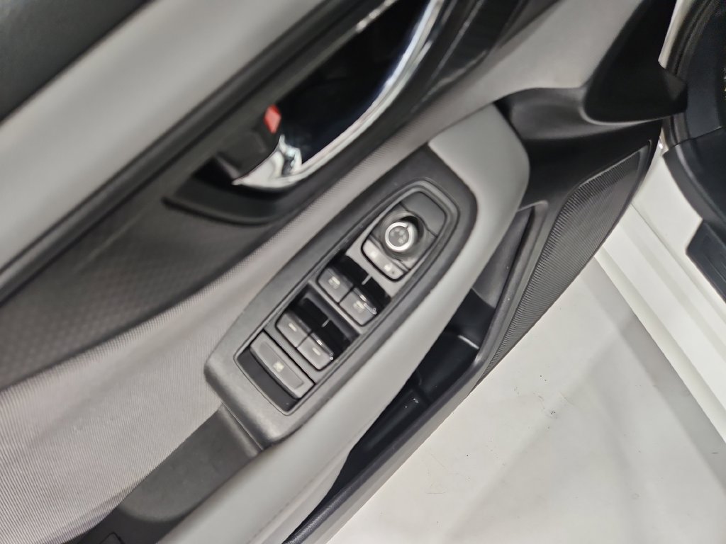 Used 2023 Subaru Legacy Premium AWD/4WD image 12