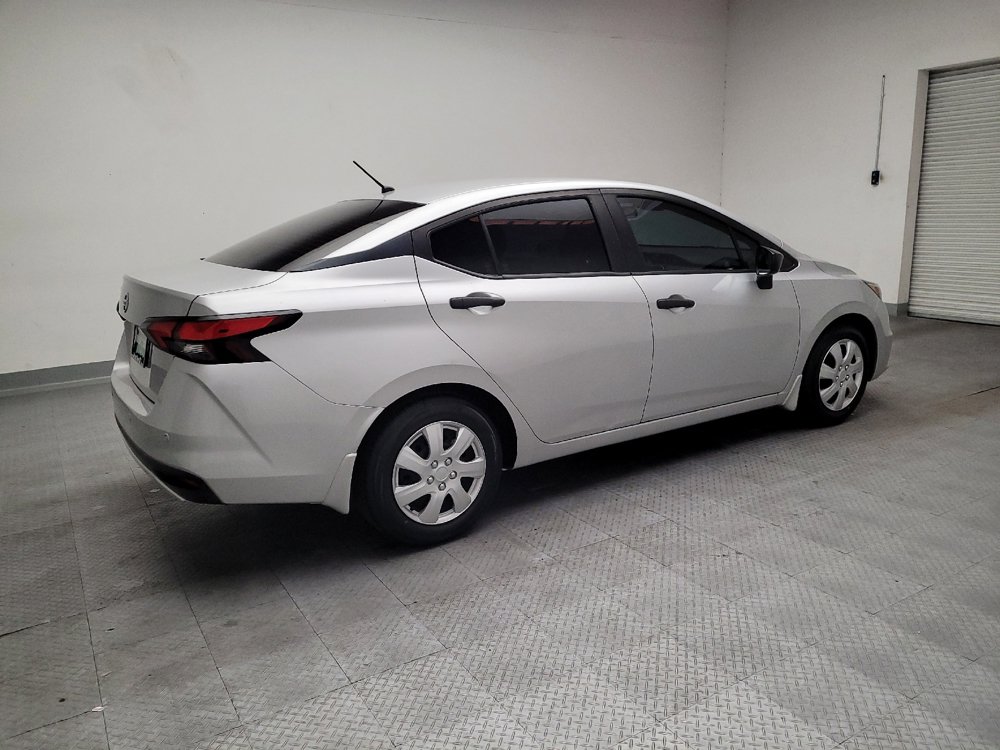 Used 2021 Nissan Versa S FWD image 10