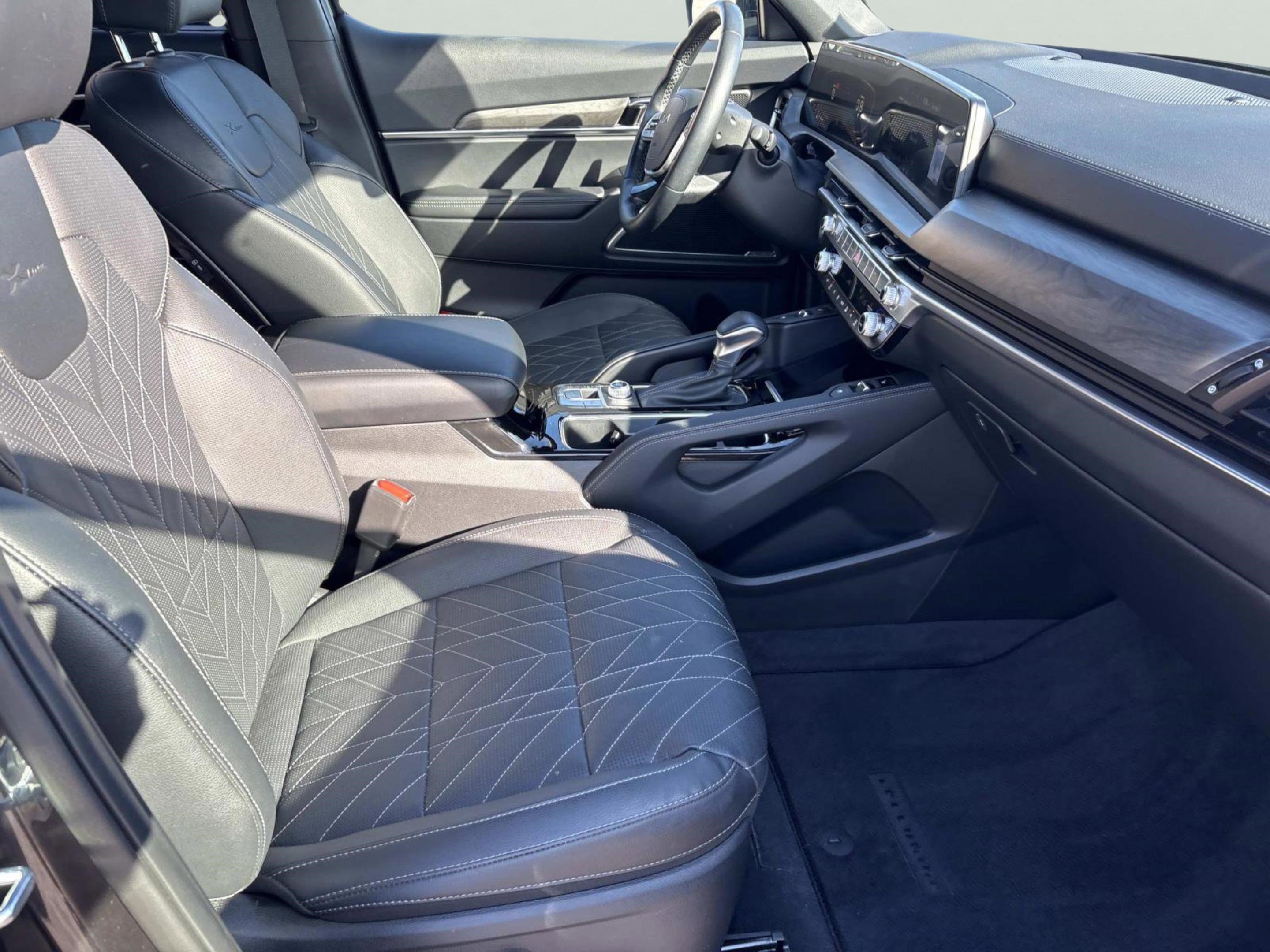 Used 2025 Kia Telluride EX X-Line image 22