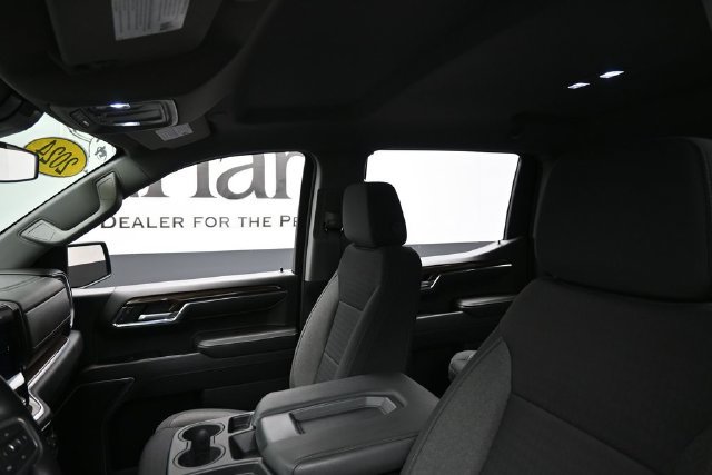 Used 2024 Chevrolet Silverado 1500 LT AWD/4WD image 18