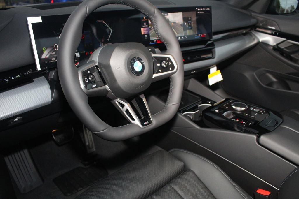 Used 2026 BMW 530i xDrive w/ M Sport Package AWD/4WD image 13