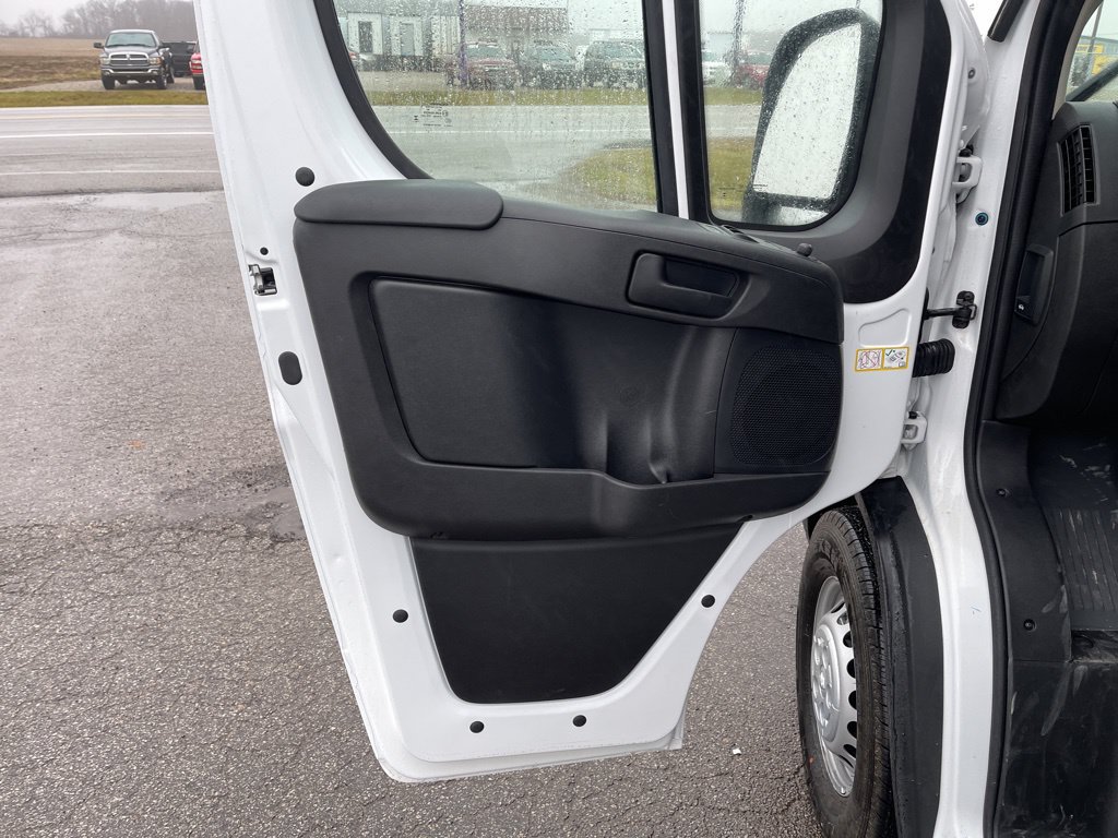 New 2025 RAM ProMaster 2500 w/ Premium Convenience Group FWD image 10