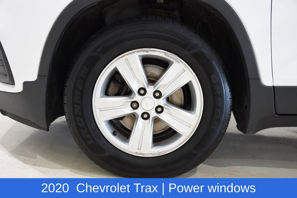 Used 2020 Chevrolet Trax LS FWD image 6