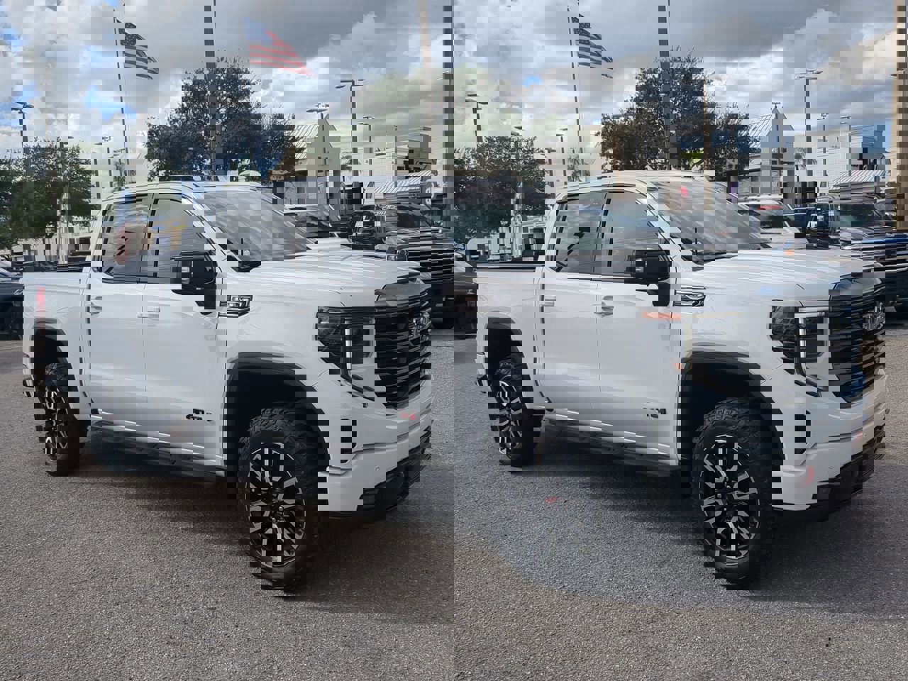 Used 2024 GMC Sierra 1500 AT4 w/ Technology Package image 2