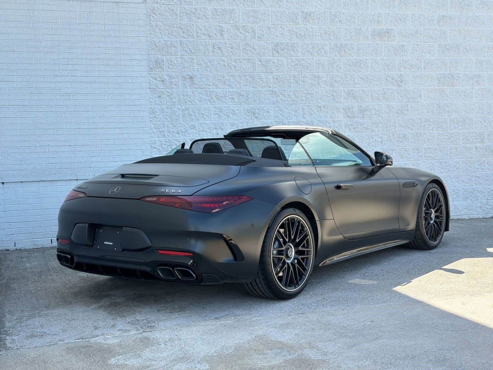 New 2026 Mercedes-Benz SL 63 AMG 4MATIC image 8