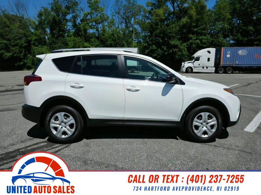 Used 2014 Toyota RAV4 LE AWD/4WD image 6