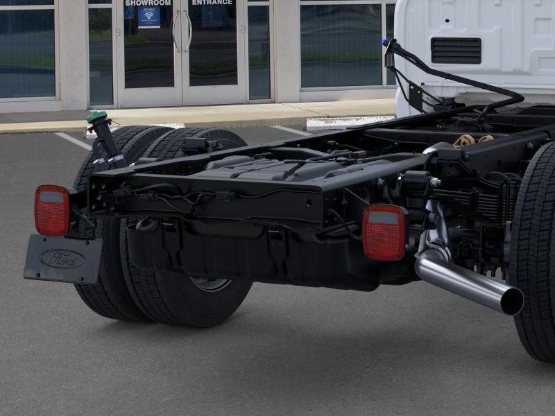 New 2026 Ford F450 XL w/ XL Chrome Package RWD image 44