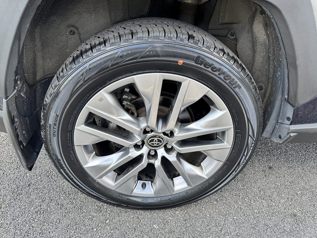 Certified 2023 Toyota RAV4 XLE Premium AWD/4WD image 24