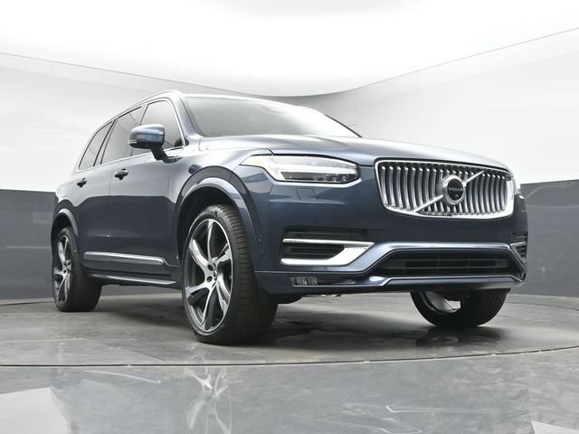 Used 2023 Volvo XC90 B6 Ultimate w/ Protection Package AWD/4WD image 11