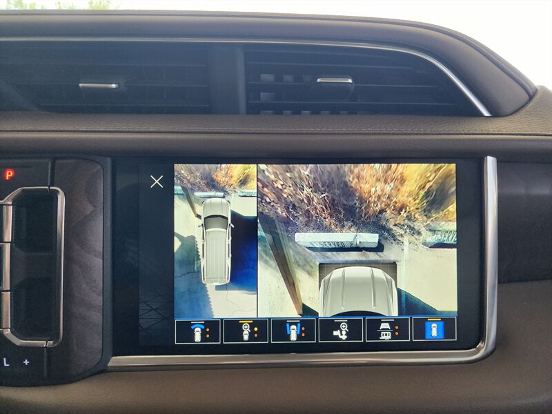 Used 2023 GMC Yukon Denali w/ LPO, Floor Liner Package RWD image 55