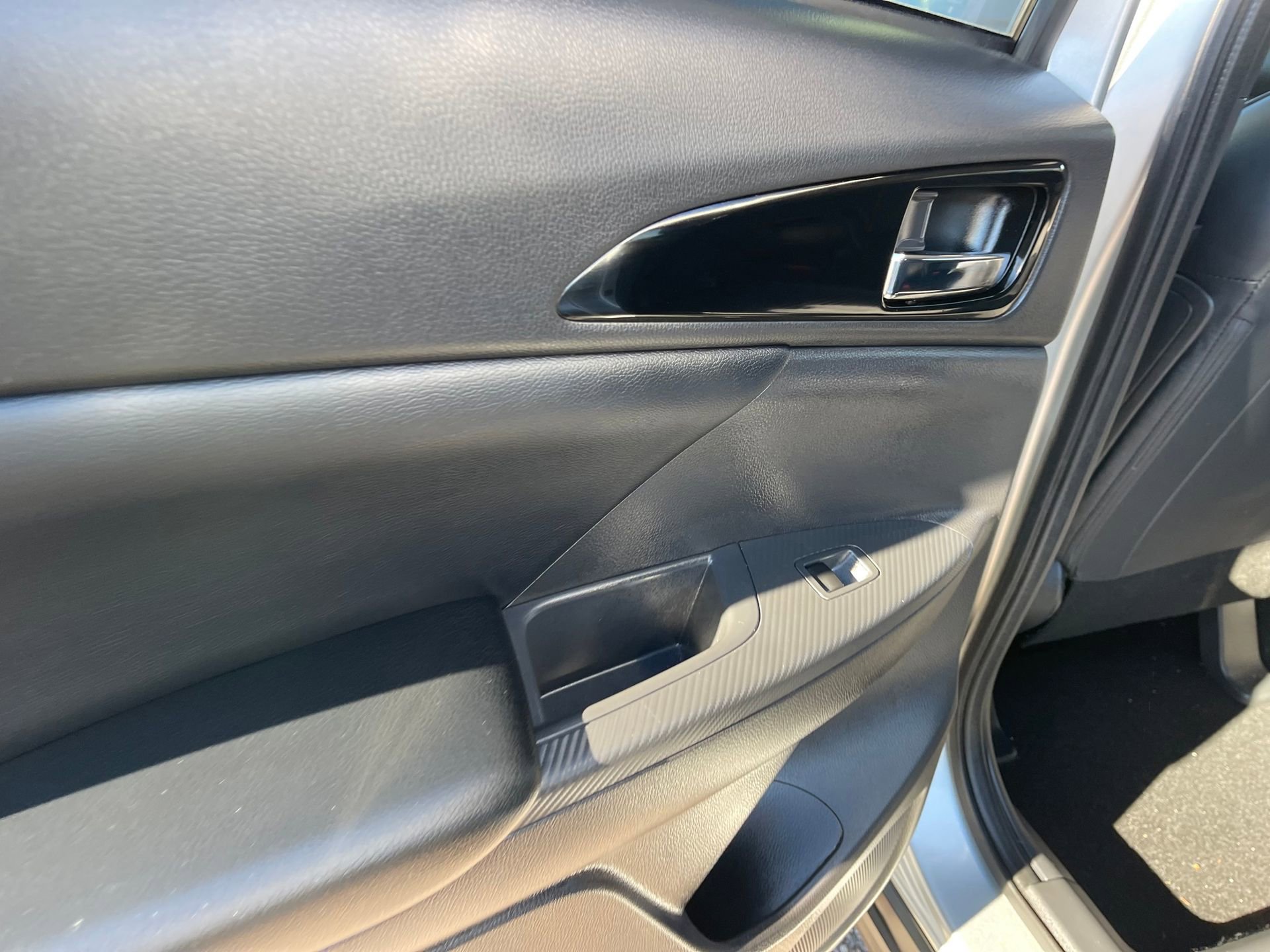 Used 2025 Mitsubishi Eclipse Cross Black Edition image 21