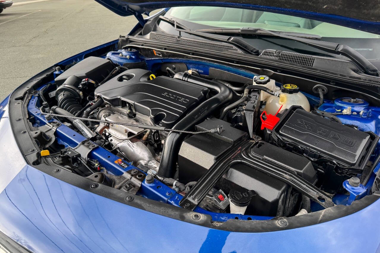 Used 2023 Chevrolet Malibu LT w/ Driver Confidence Package image 31