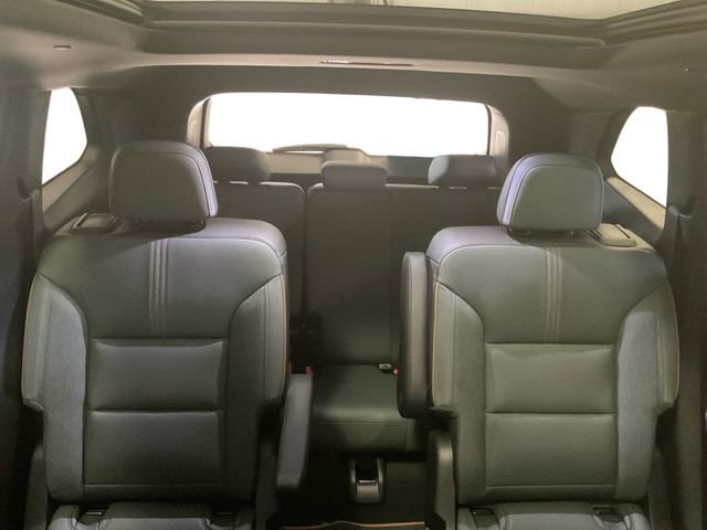 New 2026 GMC Acadia AT4 w/ Luxury Package image 16