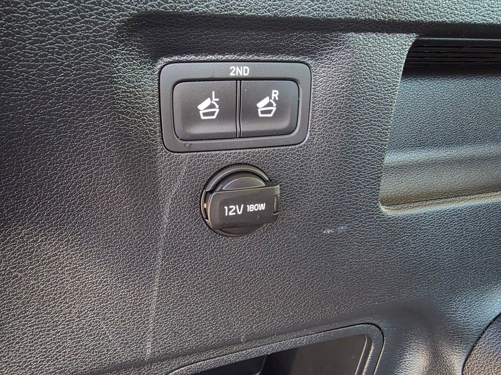 Used 2022 Kia Telluride EX w/ EX Premium Package image 35