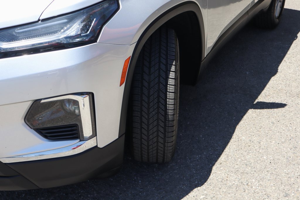 Used 2022 Chevrolet Traverse LT image 52