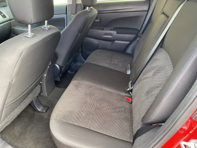 Used 2015 Mitsubishi Outlander Sport SE AWD/4WD image 19