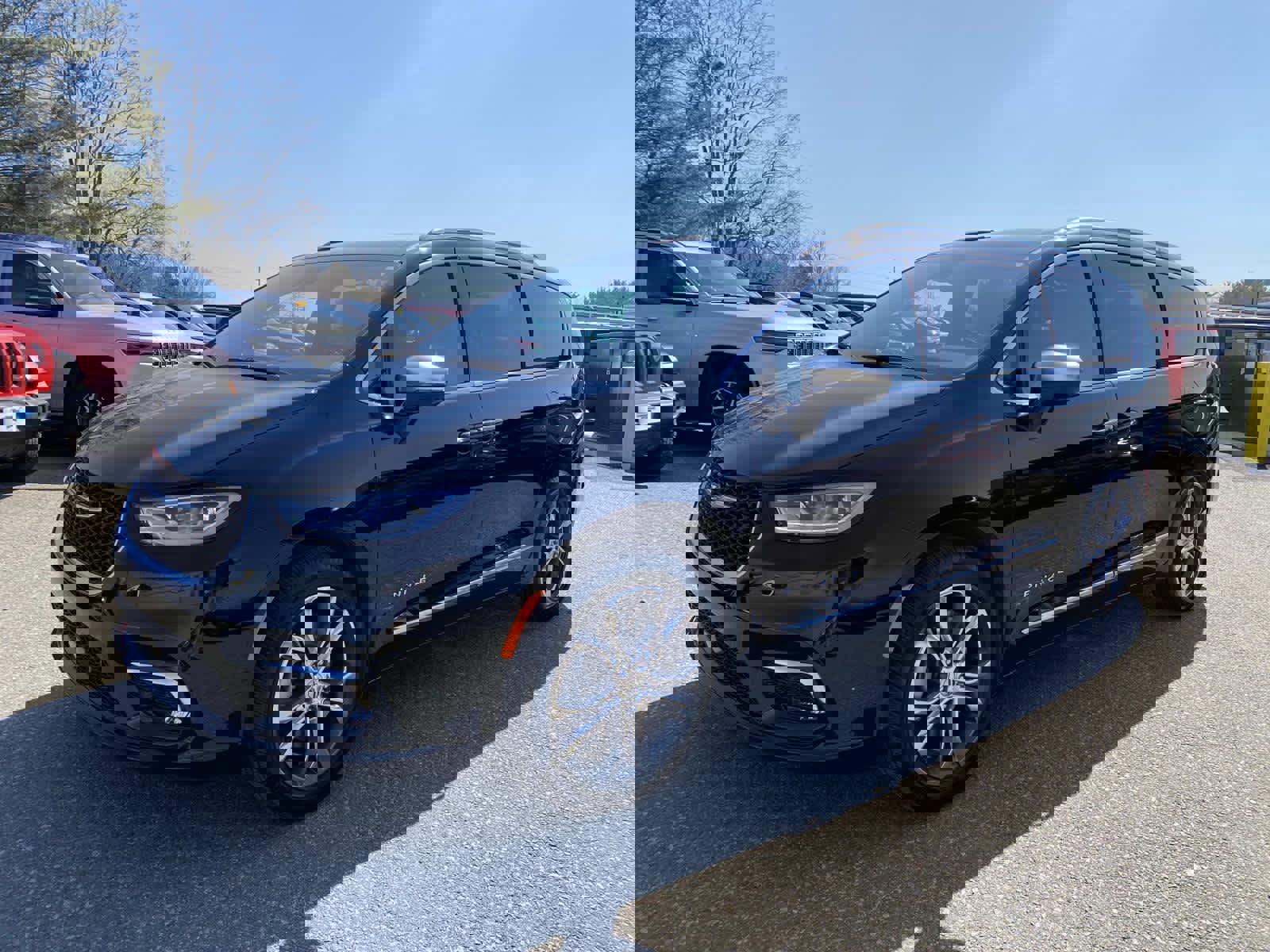 Certified 2025 Chrysler Pacifica Pinnacle image 8