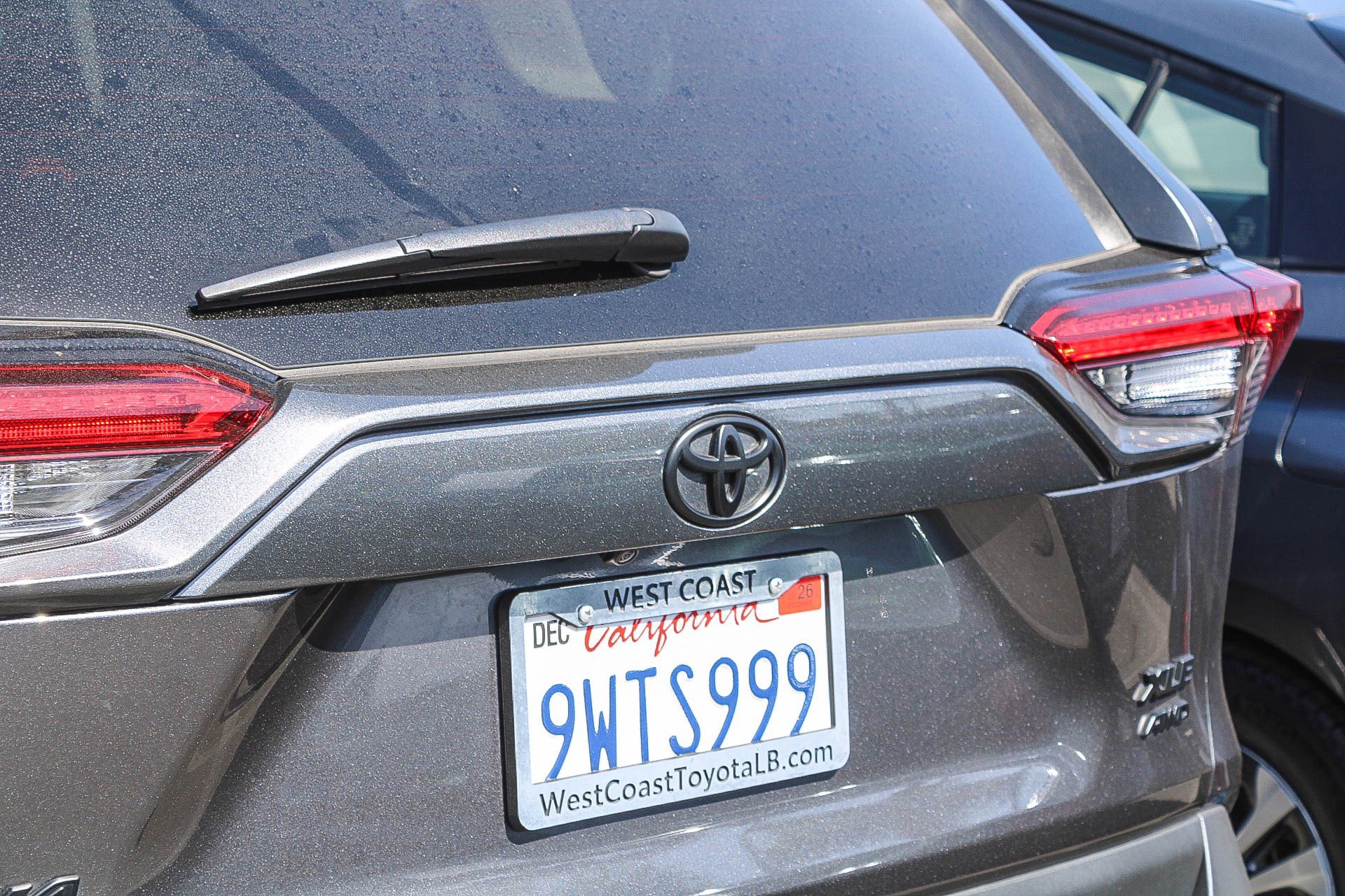 Used 2025 Toyota RAV4 XLE Premium AWD/4WD image 11