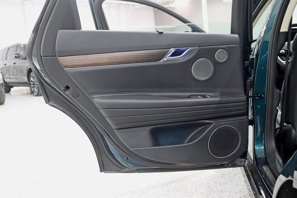 Used 2023 Genesis G80 image 37