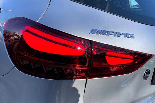 Used 2025 Mercedes-Benz GLA 35 AMG 4MATIC image 25