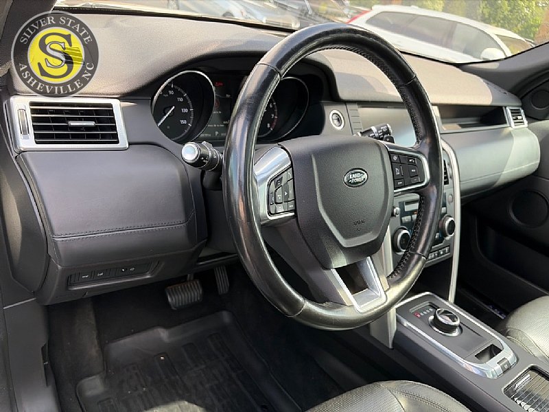 Used 2017 Land Rover Discovery Sport HSE Luxury AWD/4WD image 25