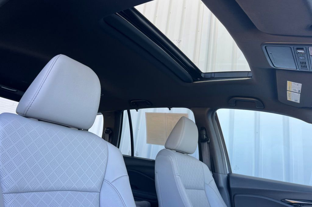 Used 2022 Honda Passport Elite image 14