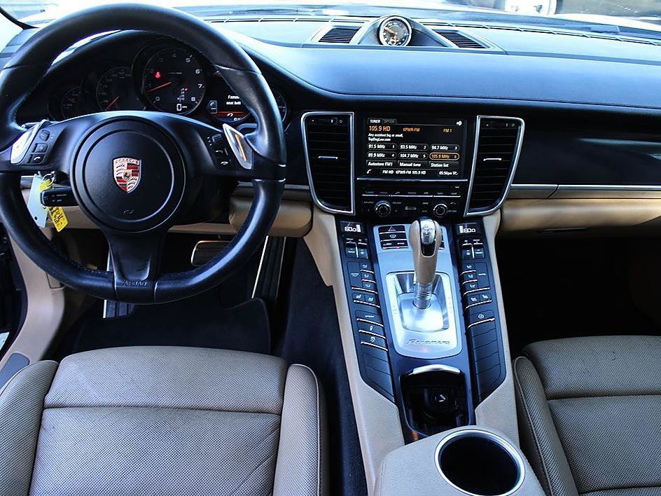Used 2016 Porsche Panamera Edition RWD image 17