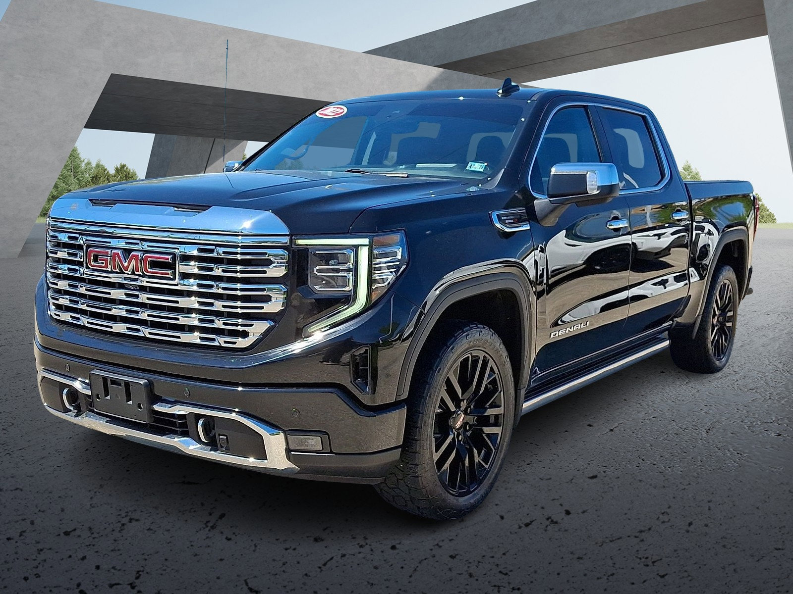 Used 2022 GMC Sierra 1500 Denali w/ Technology Package AWD/4WD image 3