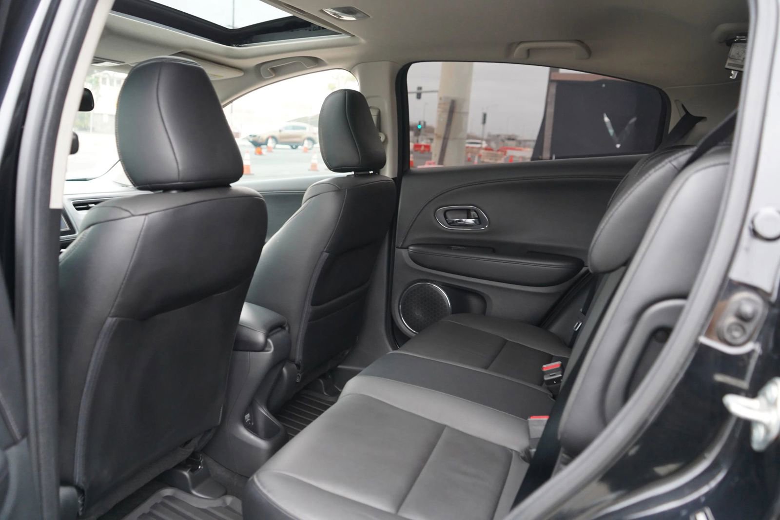 Used 2016 Honda HR-V EX-L image 16