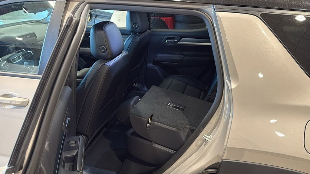 New 2026 GMC Terrain Elevation w/ Elevation Premium Package image 20