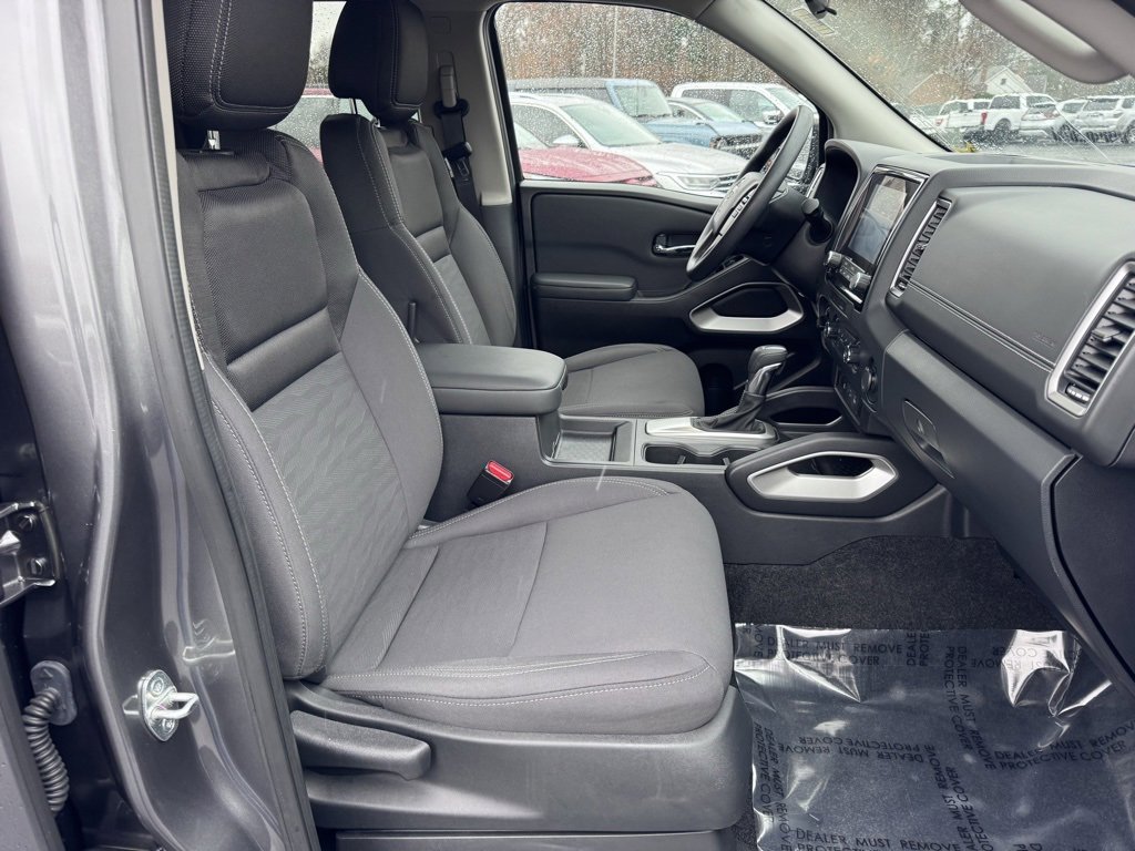 Used 2022 Nissan Frontier SV w/ Technology Package image 22