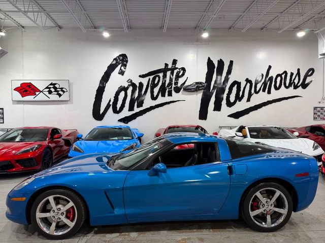 Used 2010 Chevrolet Corvette Coupe w/ Preferred Equipment Group RWD image 2