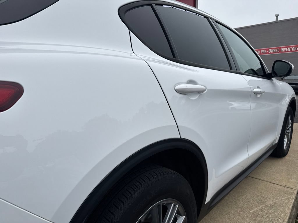 Used 2023 Alfa Romeo Stelvio Sprint AWD/4WD image 6