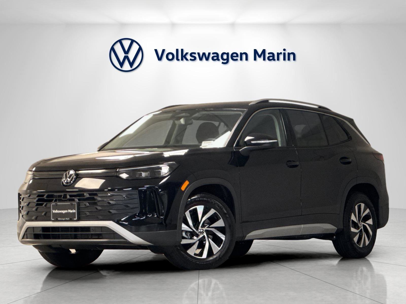 New 2026 Volkswagen Tiguan S FWD image 1