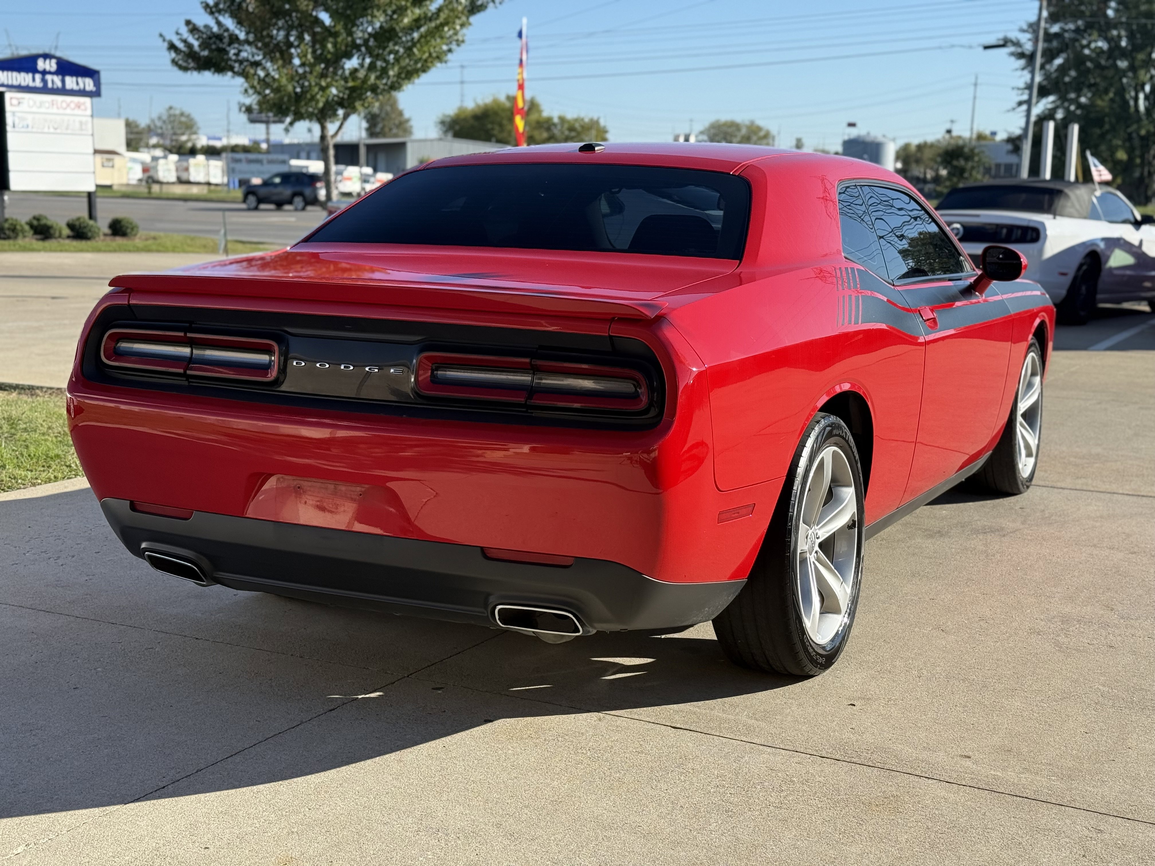 Used 2016 Dodge Challenger SXT w/ Super Sport Group (SS/T) image 7