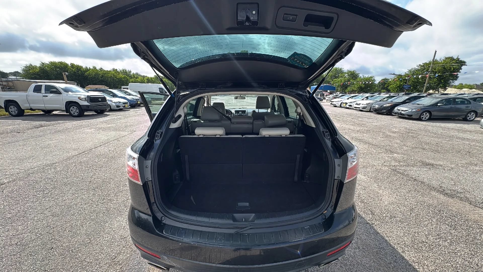 Used 2011 MAZDA CX-9 Touring w/ Moonroof & Bose Audio Pkg FWD image 14