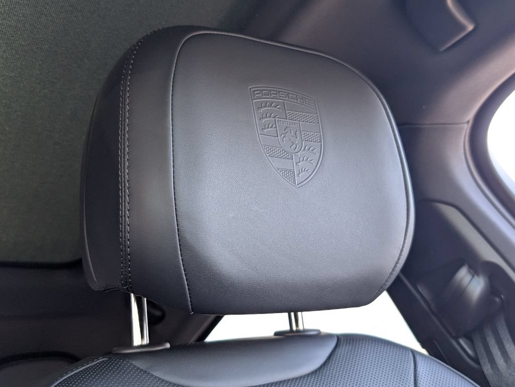 Certified 2026 Porsche Cayenne S AWD/4WD image 18
