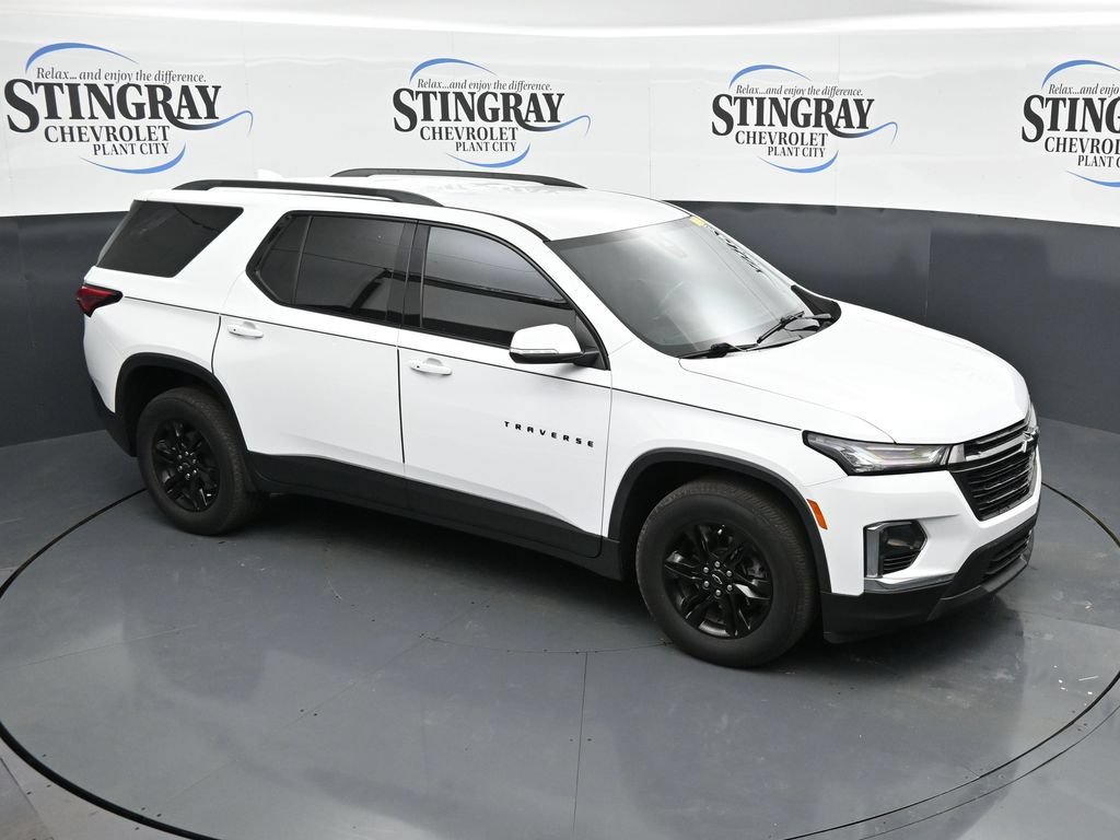 Used 2023 Chevrolet Traverse LT FWD image 18