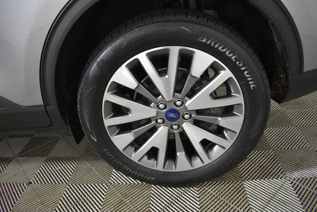 Used 2022 Ford Escape Titanium w/ Class II Trailer Tow Package image 42