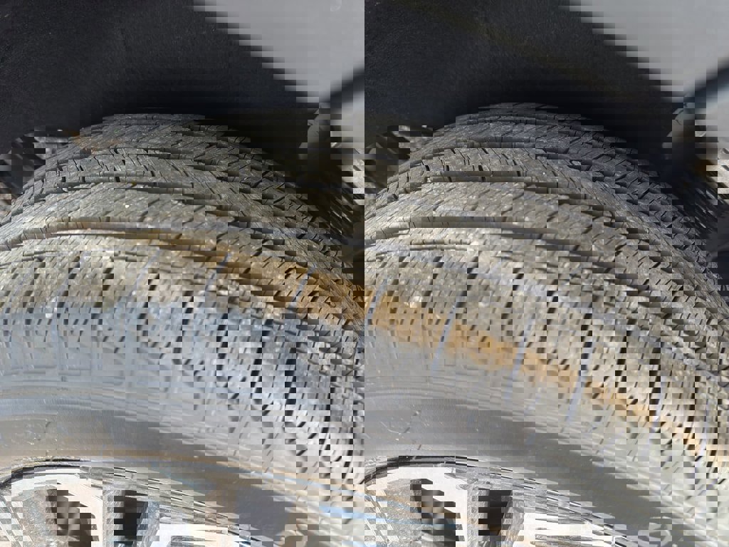 New 2025 Hyundai Tucson Limited image 24